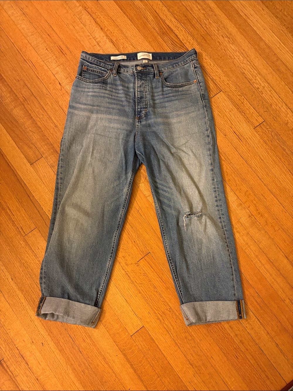 Universal Thread Faded Blue Boyfriend Jeans with Cuffed Hem
